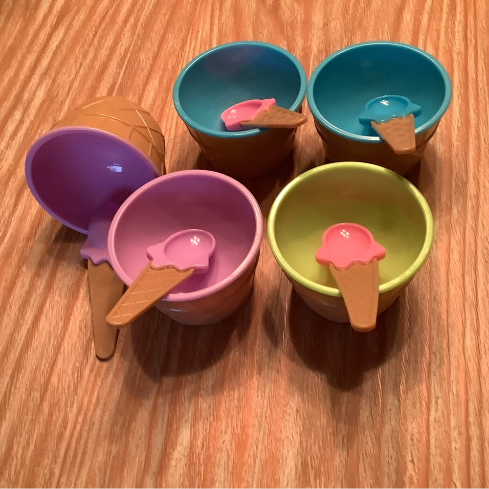 Colorful Ice Cream Scoop Toy Cups - Multi-Color Set